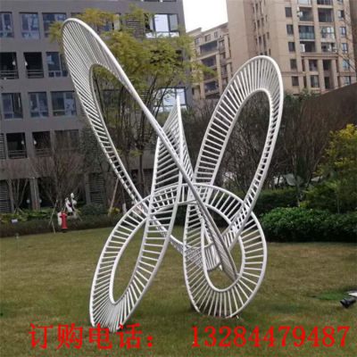 不锈钢抽象镂空飘带雕塑