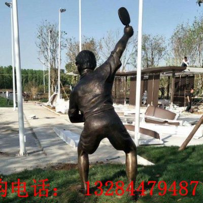 铸铜人物打乒乓球雕塑
