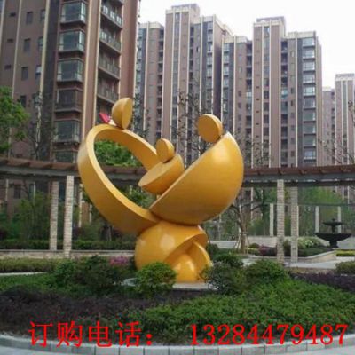 不锈钢抽象一家三口雕塑