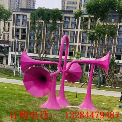 不锈钢传声筒雕塑