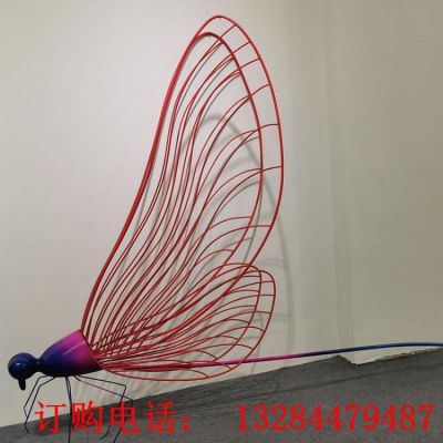 不锈钢仿真蜻蜓雕塑