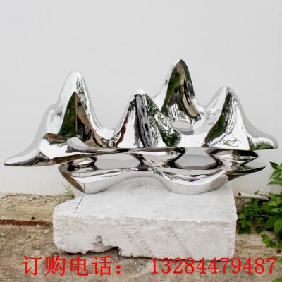 不锈钢镜面假山雕塑