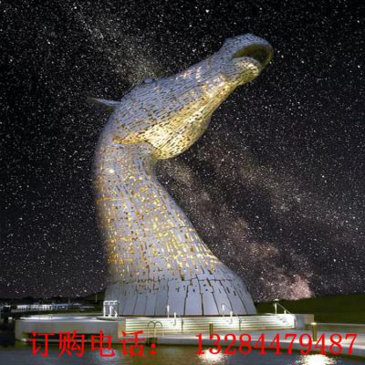 大型不锈钢马头雕塑