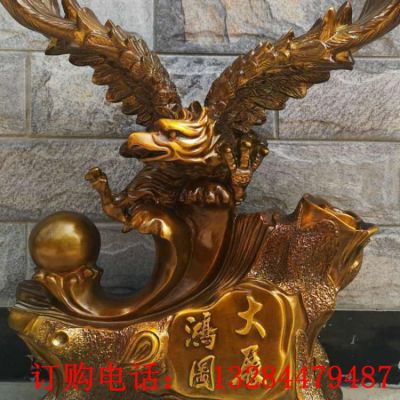 铸铜老鹰展翅雕塑
