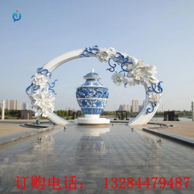 大型不锈钢青花瓷瓶雕塑