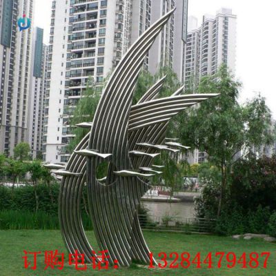 不锈钢镜面帆船雕塑