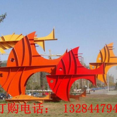 不锈钢抽象鱼雕塑