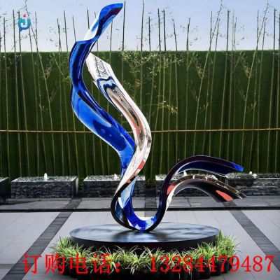不锈钢丝带雕塑