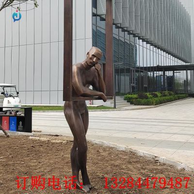 铸铜人物思考雕塑