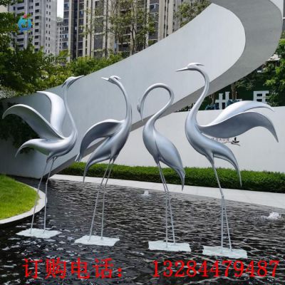 不锈钢仙鹤水景雕塑
