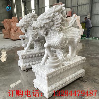 石雕麒麟雕塑