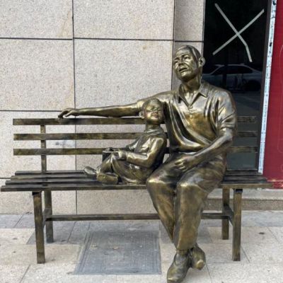 铸铜父子俩坐凳子雕塑