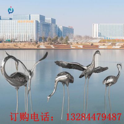 不锈钢仙鹤水景雕塑