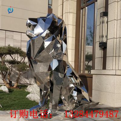 不锈钢切面狮子雕塑