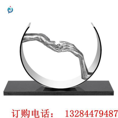 不锈钢圆环握手企业雕塑