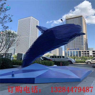 不锈钢切片鲸鱼雕塑