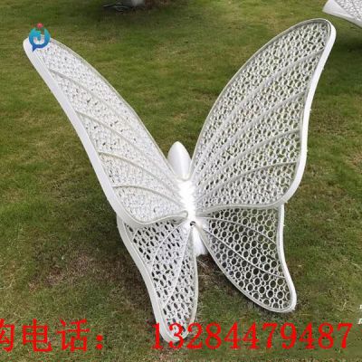 不锈钢镂空蝴蝶雕塑