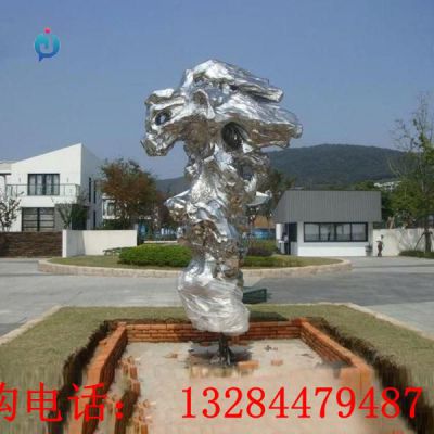 不锈钢镜面太湖石雕塑