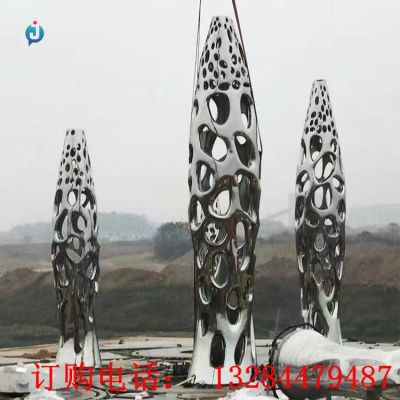 不锈钢镂空圆柱雕塑