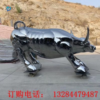 不锈钢镜面牛雕塑