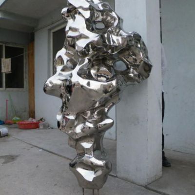 不锈钢镜面太湖石雕塑