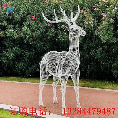 不锈钢镂空梅花鹿雕塑