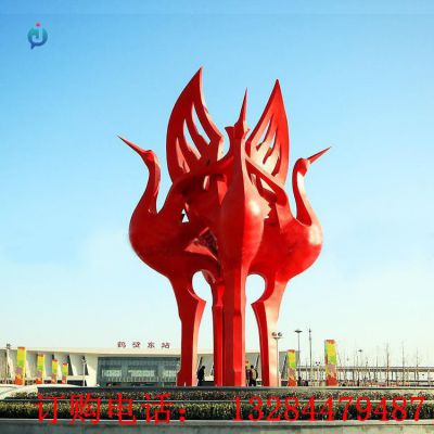 不锈钢红色仙鹤雕塑