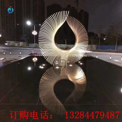 不锈钢圆管凤尾雕塑