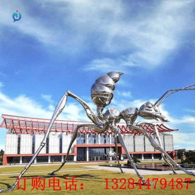 大型不锈钢蚂蚁雕塑