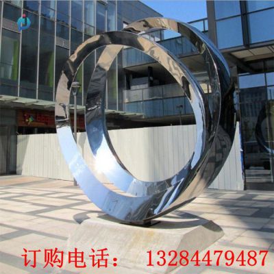 不锈钢镜面圆环雕塑
