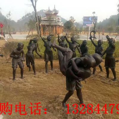 铸铜人物摔跤雕塑