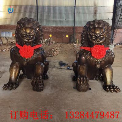大型铸铜狮子雕塑