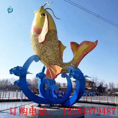 大型不锈钢镂空鲤鱼雕塑