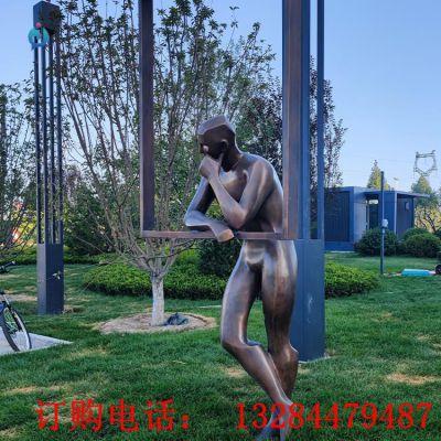 铸铜人物思考雕塑
