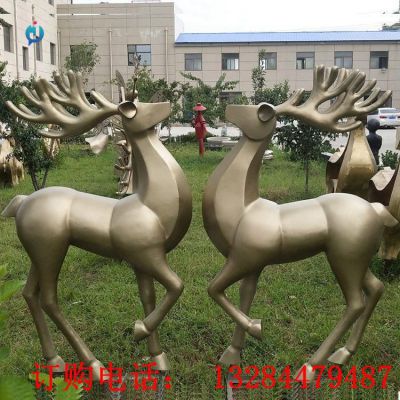 铸铜梅花鹿雕塑
