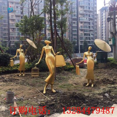 铸铜人物逛街雕塑