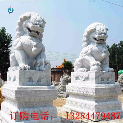 石雕别墅门口狮子雕塑