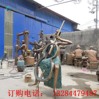 铸铜抽象人物拉大提琴雕塑