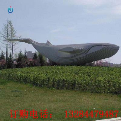 大型不锈钢鲸鱼雕塑