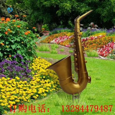 铸铜萨克斯雕塑