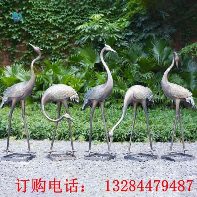 铸铜仙鹤雕塑