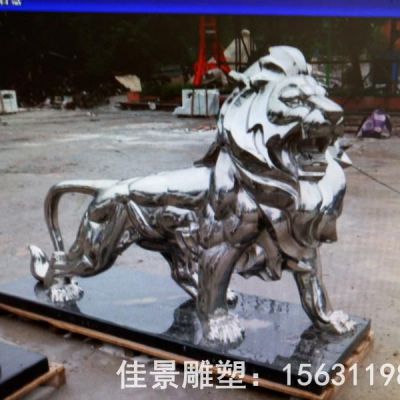 不锈钢动物狮子雕塑