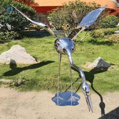 不锈钢小区抽象仙鹤雕塑