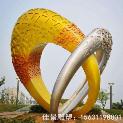 不锈钢园林景观-重叠的圆环雕塑
