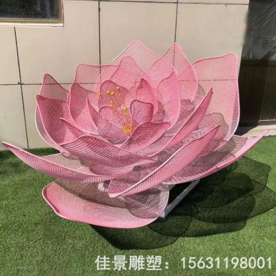 镂空花朵不锈钢雕塑
