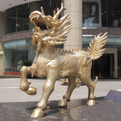 金色麒麟动物标志铜雕
