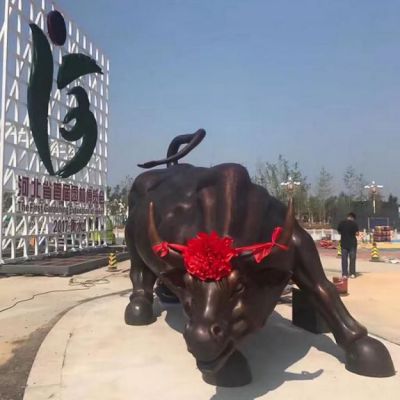 华尔街牛动物公园铜雕