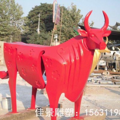 不锈钢抽象牛标志雕塑