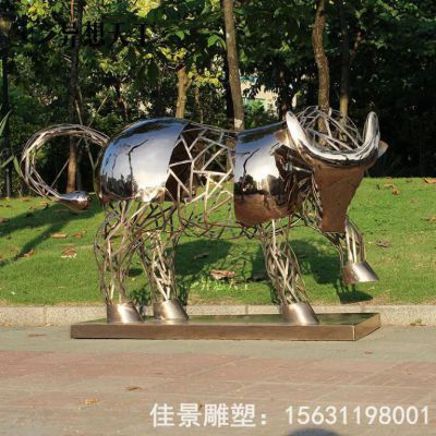 不锈钢城市牛雕塑