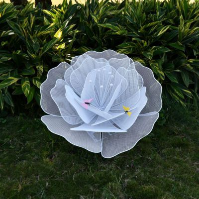 不锈钢花朵镂空景观雕塑